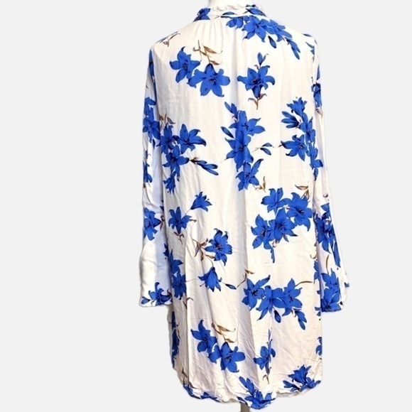 Entro Blue and White Floral Midi‎ Dress - Picture 2 of 11